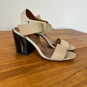 Aquatalia Fredia Buckle Ankle Strap Cream Leather Block Heel Sandals Size 7